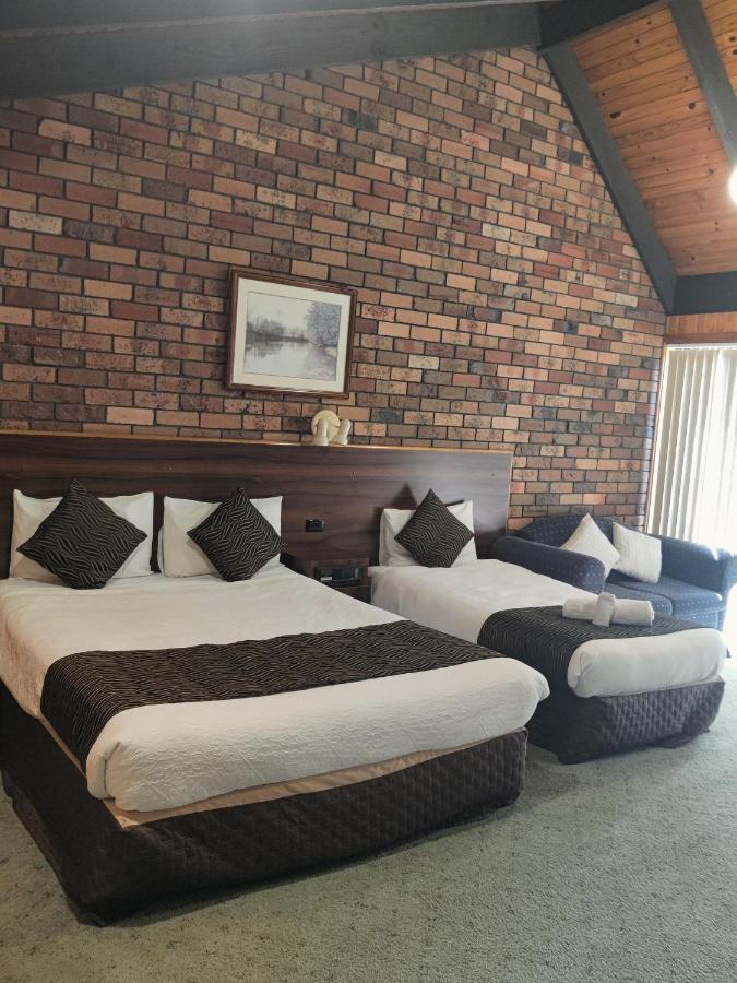 Belvoir Village Motel & Apartments Wodonga Bagian luar foto