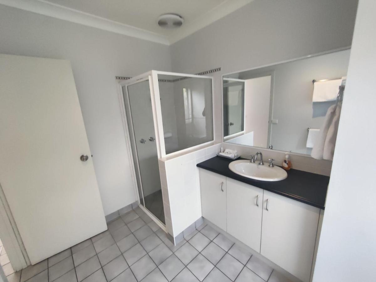 Belvoir Village Motel & Apartments Wodonga Bagian luar foto