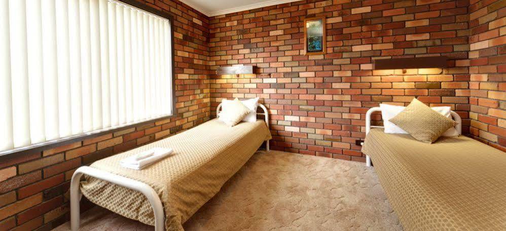 Belvoir Village Motel & Apartments Wodonga Bagian luar foto